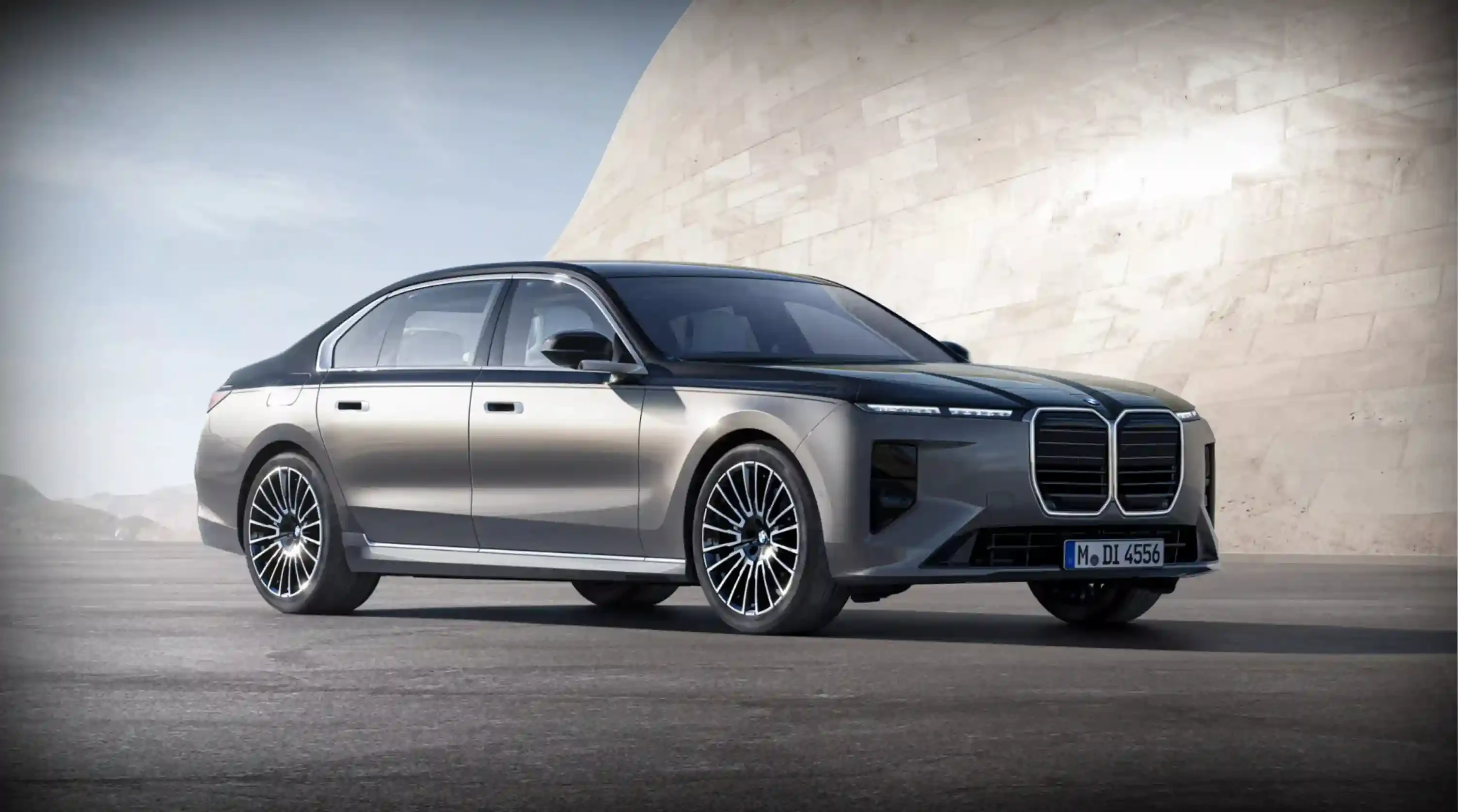 BMW 7 Series and i7 Facelift Launch in India as M350 xDrive Leak Surfaces