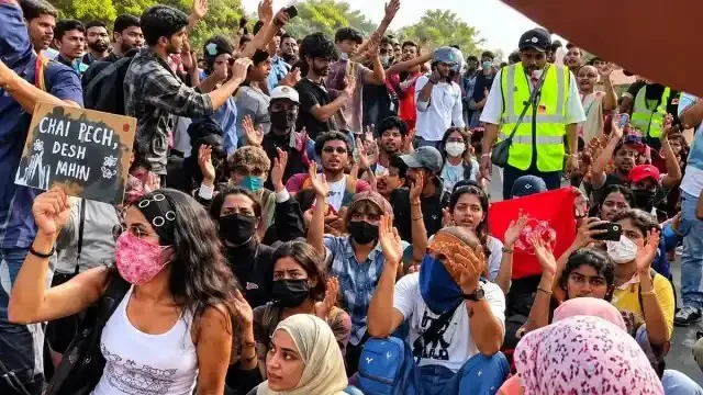 Delhi Protests: Cockroach Janta Party Leaders Released as CJP Demands CEC’s Resignation