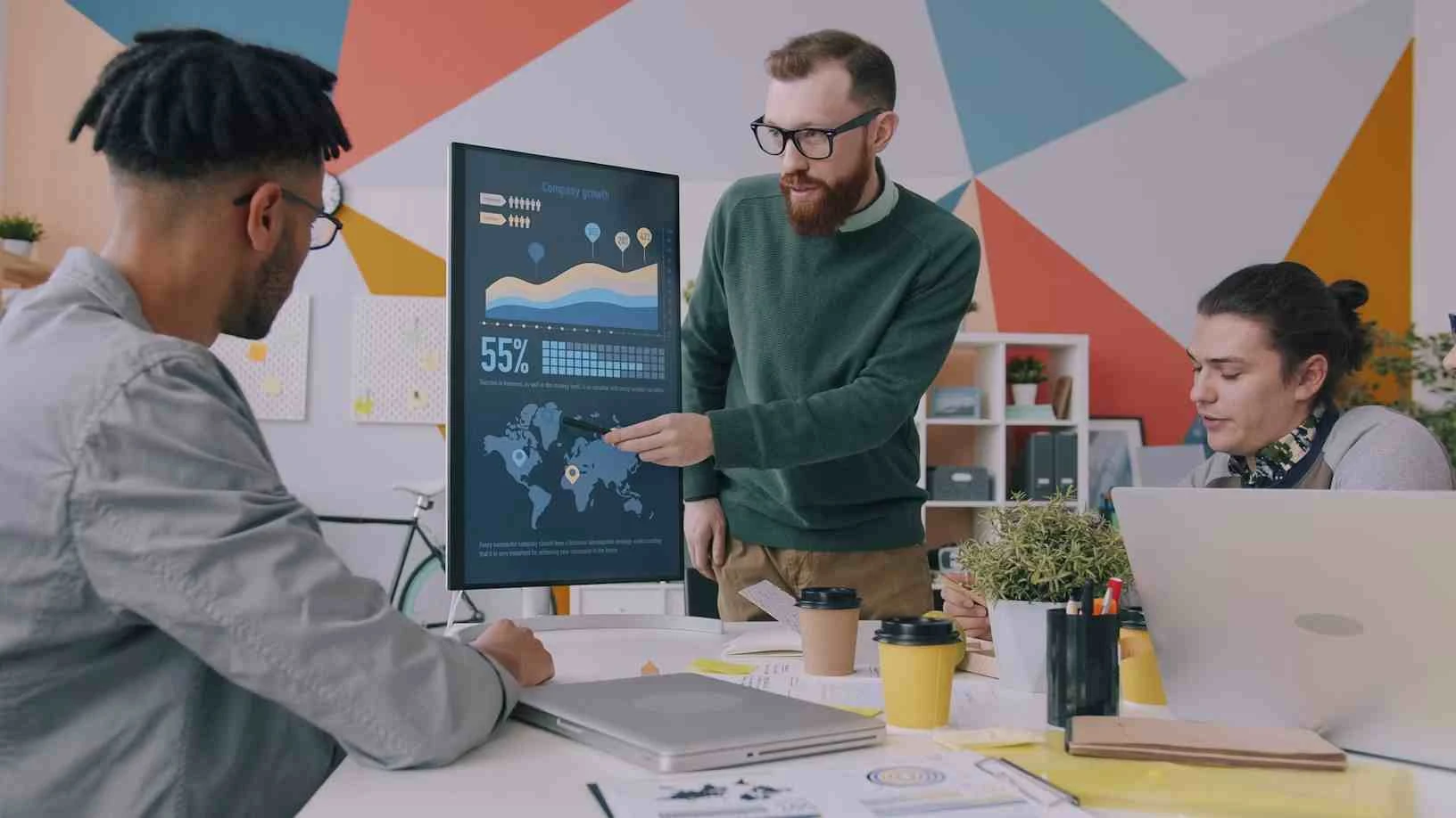 Business Growth Strategy: Principles and Modern Practices