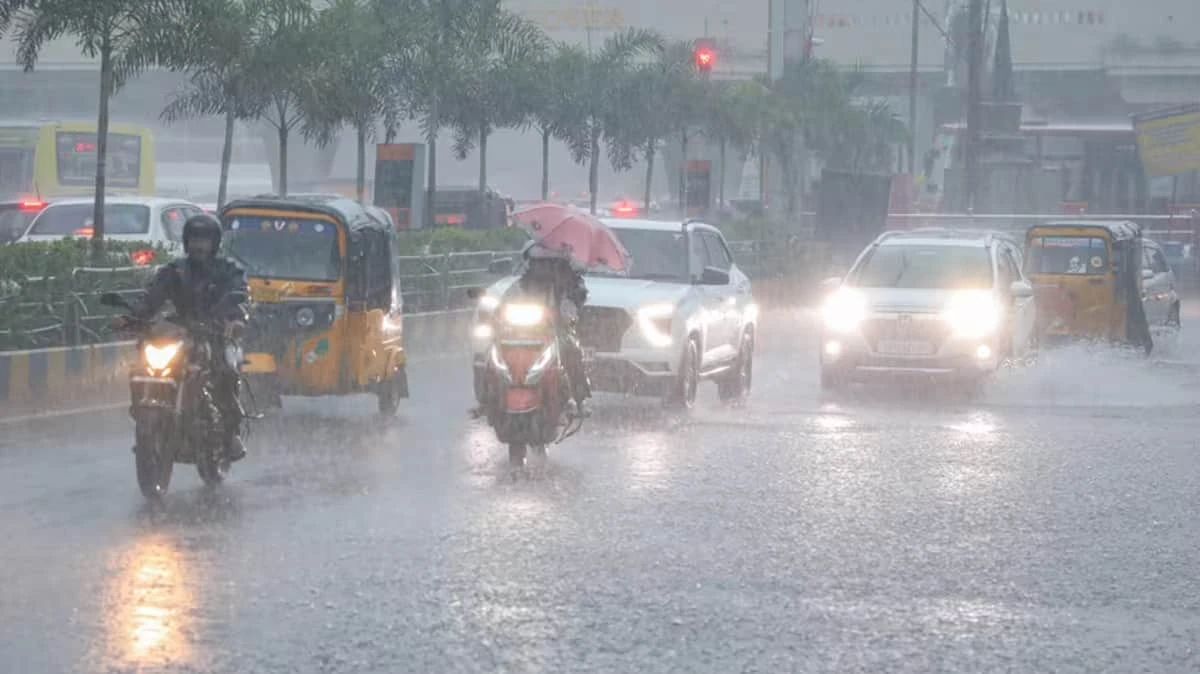 Tamil Nadu Rain Alert: Heavy Rain Warning for 9 Districts, Bay of Bengal Low-Pressure System May Bring More Showers