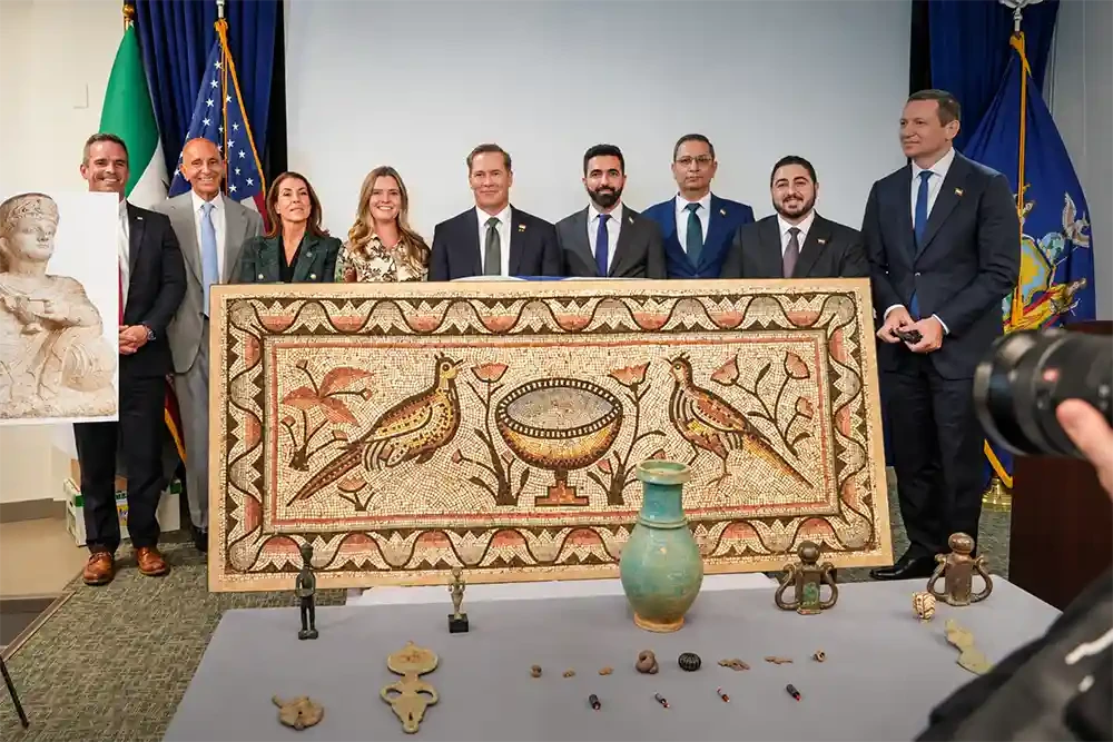 Syria Reclaims Its Lost Heritage: US Returns 36 Ancient Artifacts as Damascus Reunites Artists Divided by War